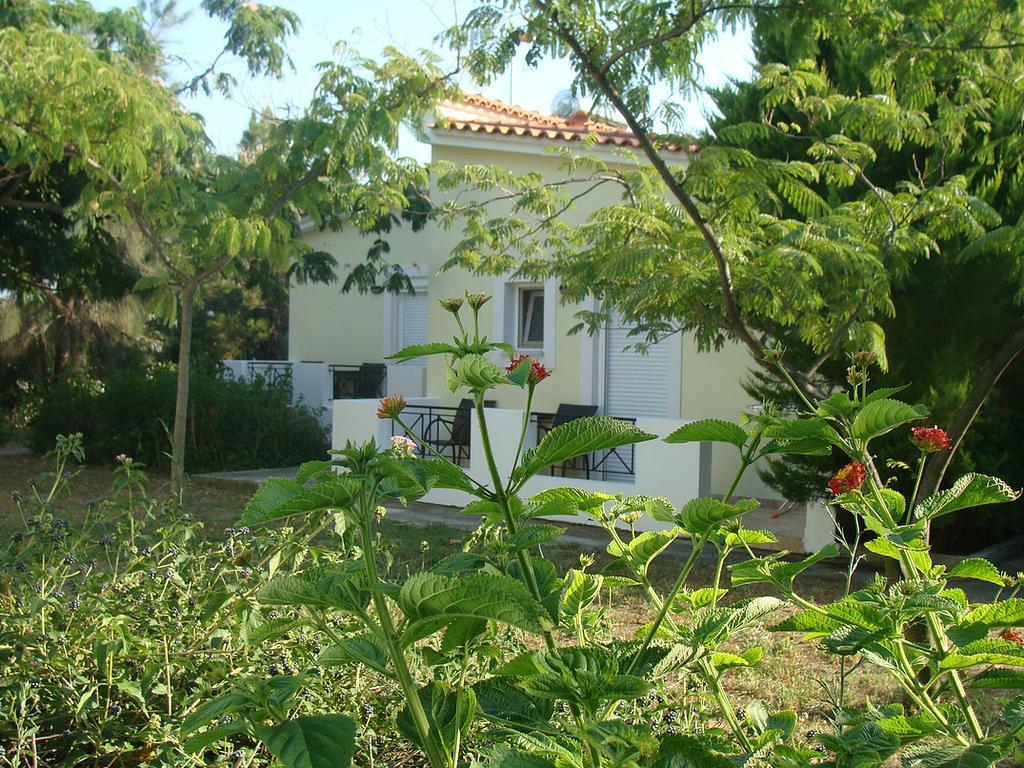 Alkiones Apartment Plati  Ngoại thất bức ảnh