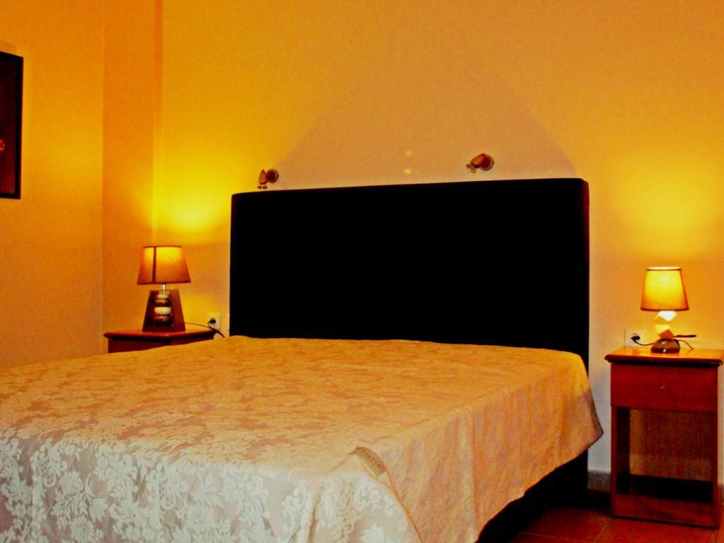 Alkiones Apartment Plati  Ngoại thất bức ảnh